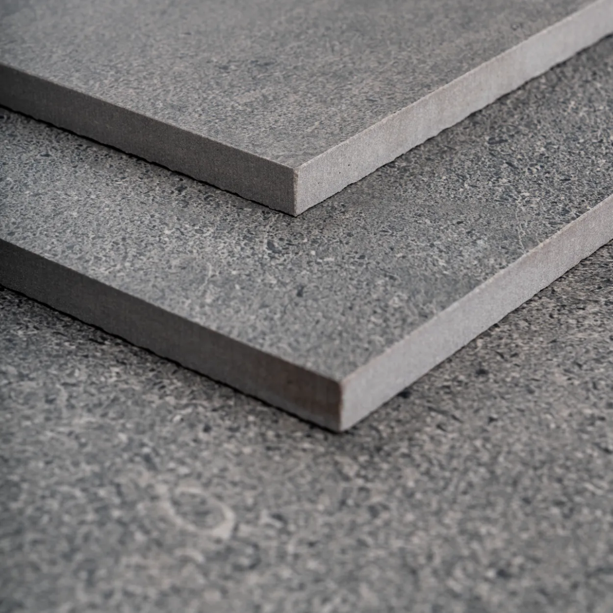 Cemento rasato antracite 60x120 9mm