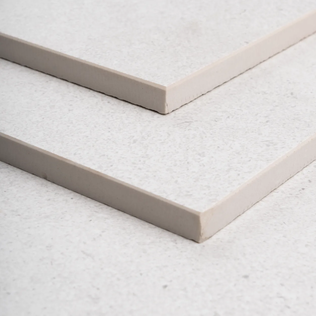 Cemento rasato bianco 60x60 9mm