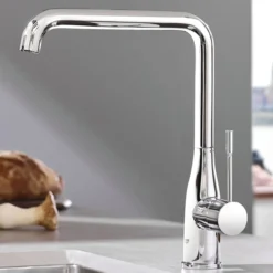 Grohe essence kjøkkenarmatur høy tut krom