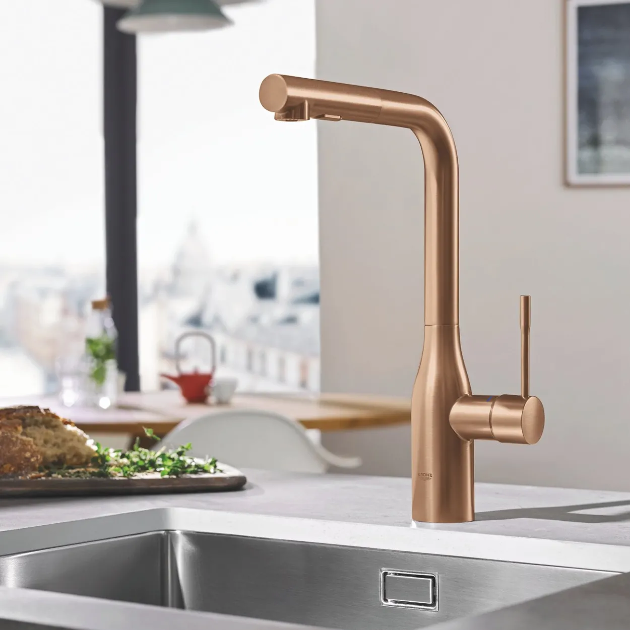 Grohe essence kjøkkenarmatur m/uttrekkbar dusj børstet warm sunset