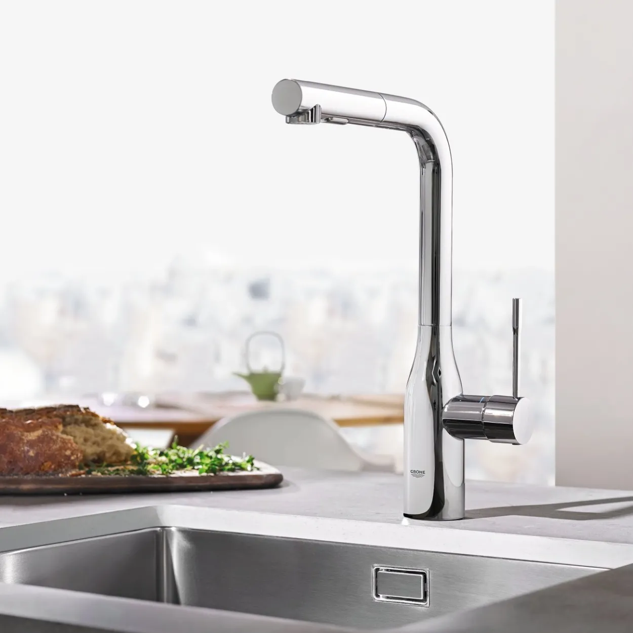 Grohe essence new kjøkkenarmatur m/l-tut