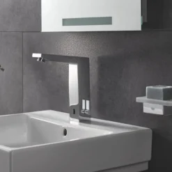 Grohe eurocube e berøringsfritt servantbatteri 6v krom