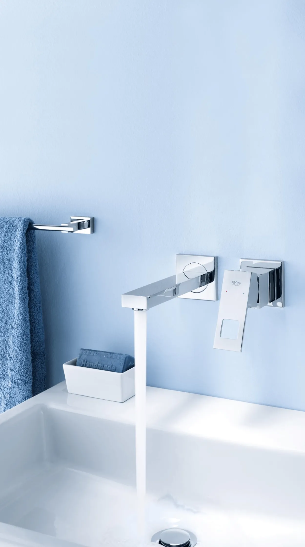 Grohe eurocube 2-hulls vegghengt servantbatteri small