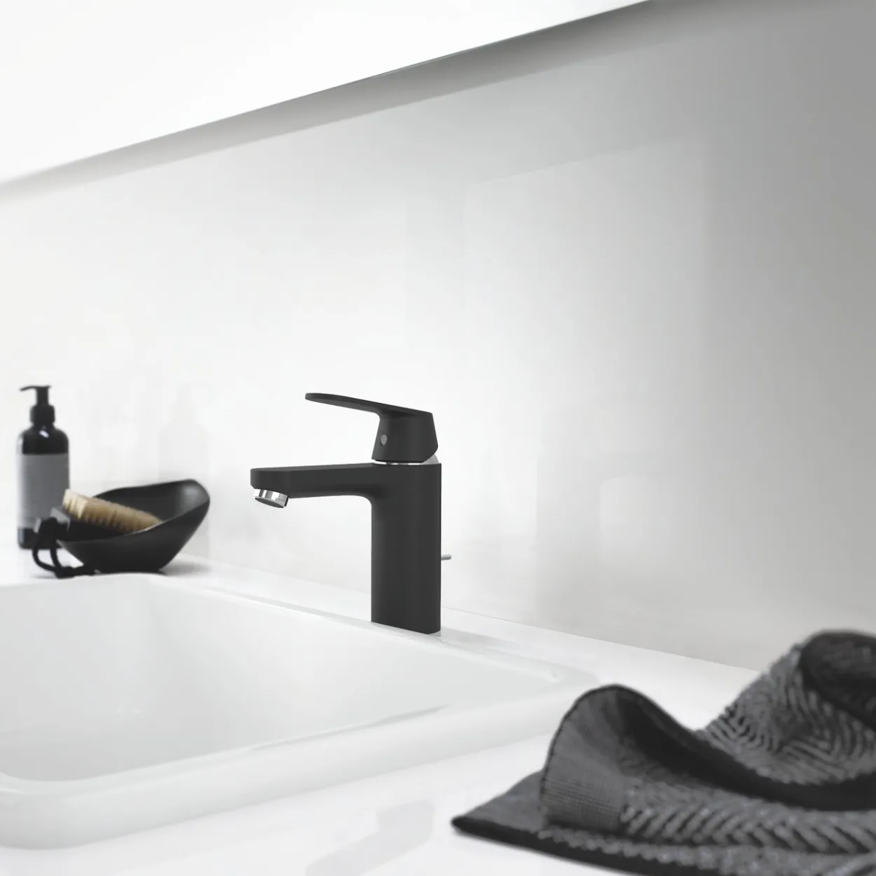 Grohe eurosmart m cosmopolitan servantbatteri supermatt sort