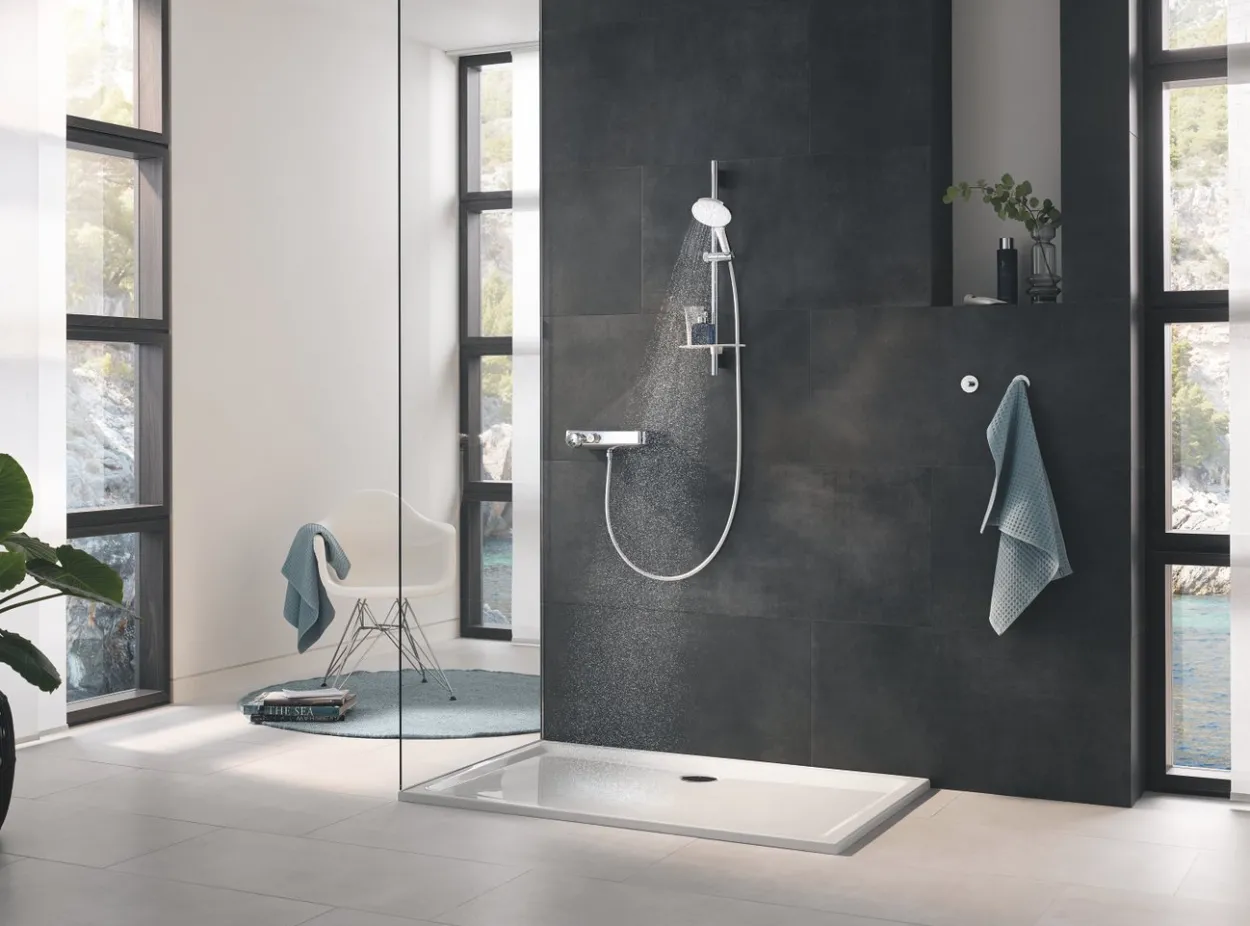 Grohe rainshower smartactive 130 dusjsett 3-spray måne hvit