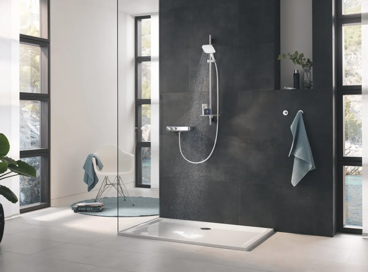 Grohe rainshower smartactive 130 cube dusjsett 3-spray måne hvit