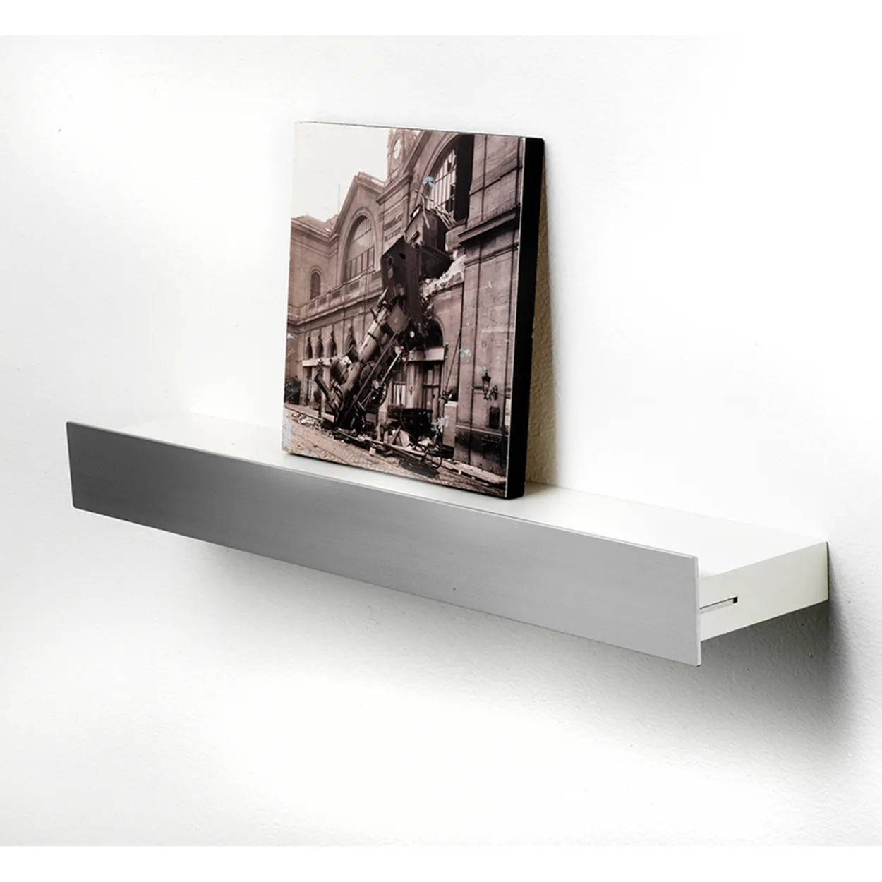 Hoigaard vegghylle 38 cm hvit