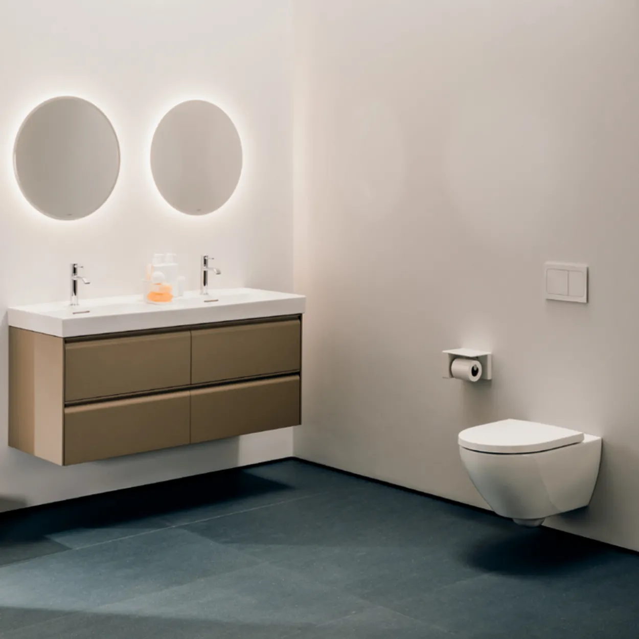 Laufen meda veggskål m/silent flush hvit