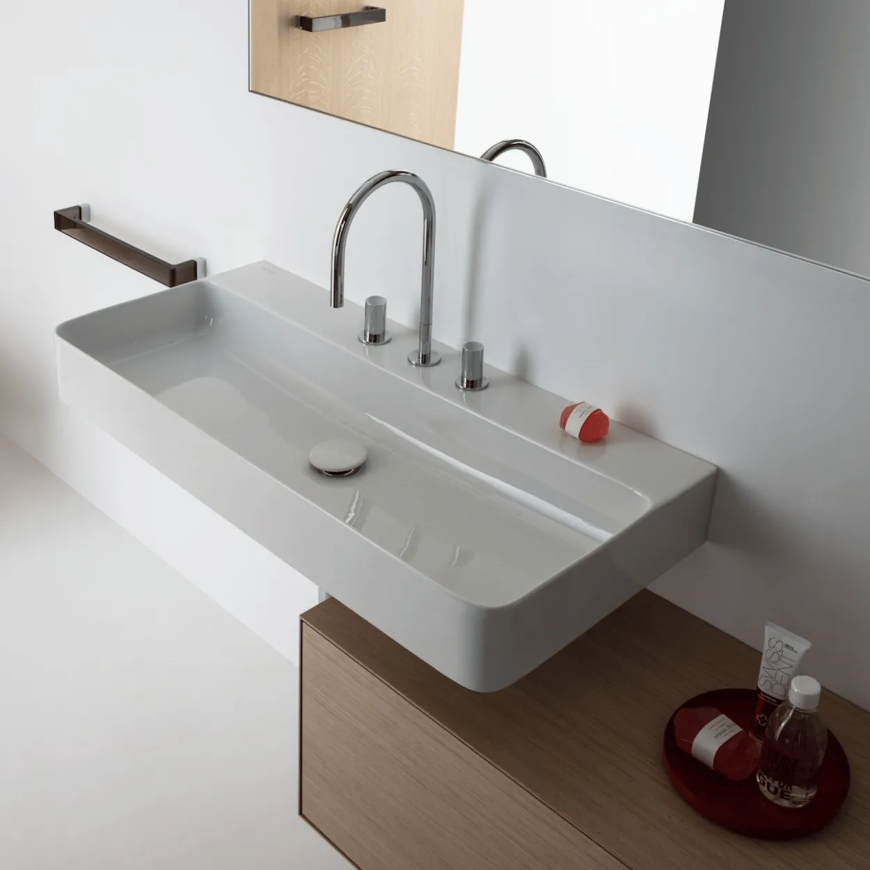 Laufen val saphirkeramik servant 75 cm, hvit