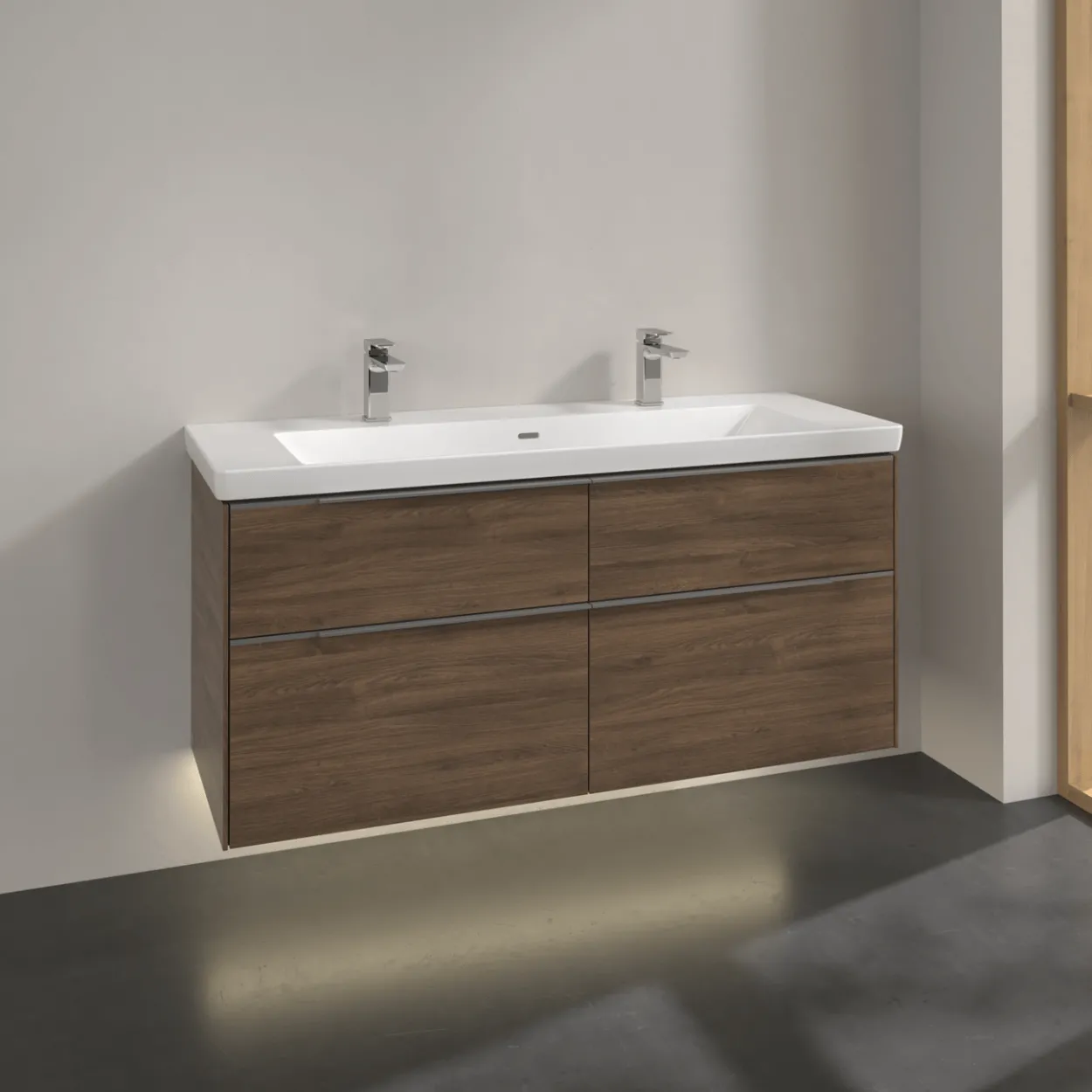 V&b subway 3.0 servantskap 127x57 arizona oak m/lys håndtak i krom