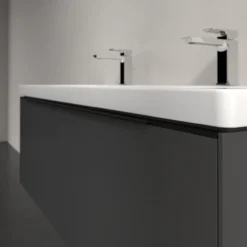 V&b subway 3.0 servantskap 127x42 black graphite håndtak i volcano