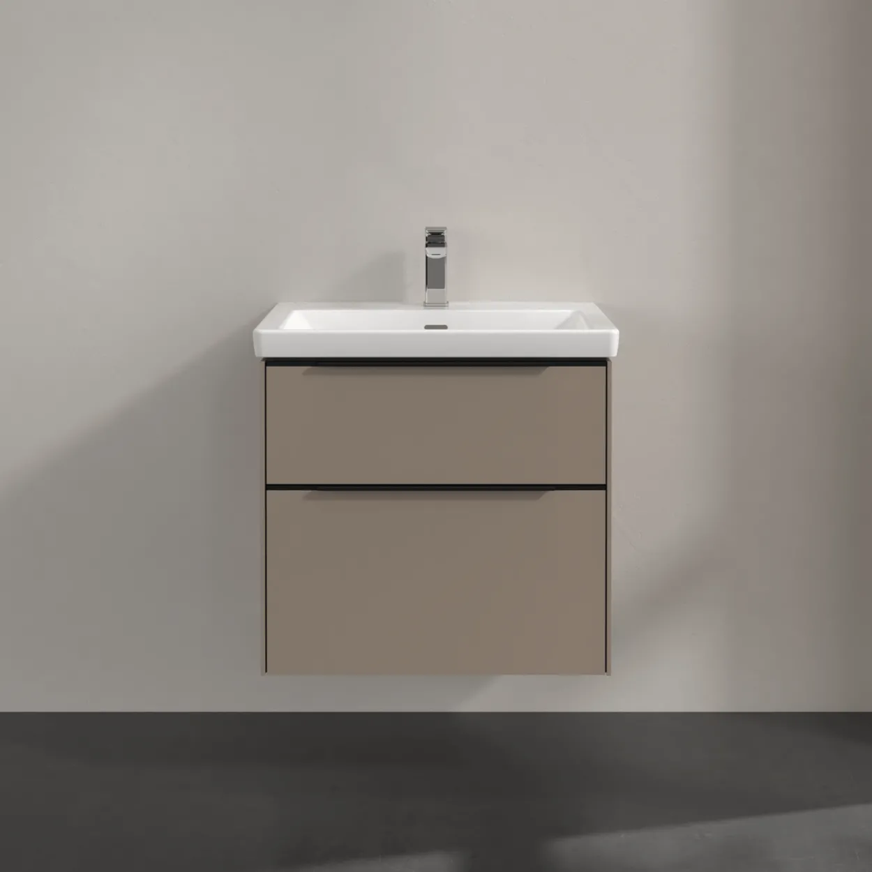 V&b subway 3.0 servantskap 62x57 black taupe m/lys håndtak i volcano