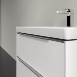 V&b subway 3.0 servantskap 62x57 brilliant white m/lys håndtak i krom