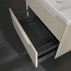 V&b subway 3.0 servantskap 77x57 cashmere grey håndtak i møbelets farge