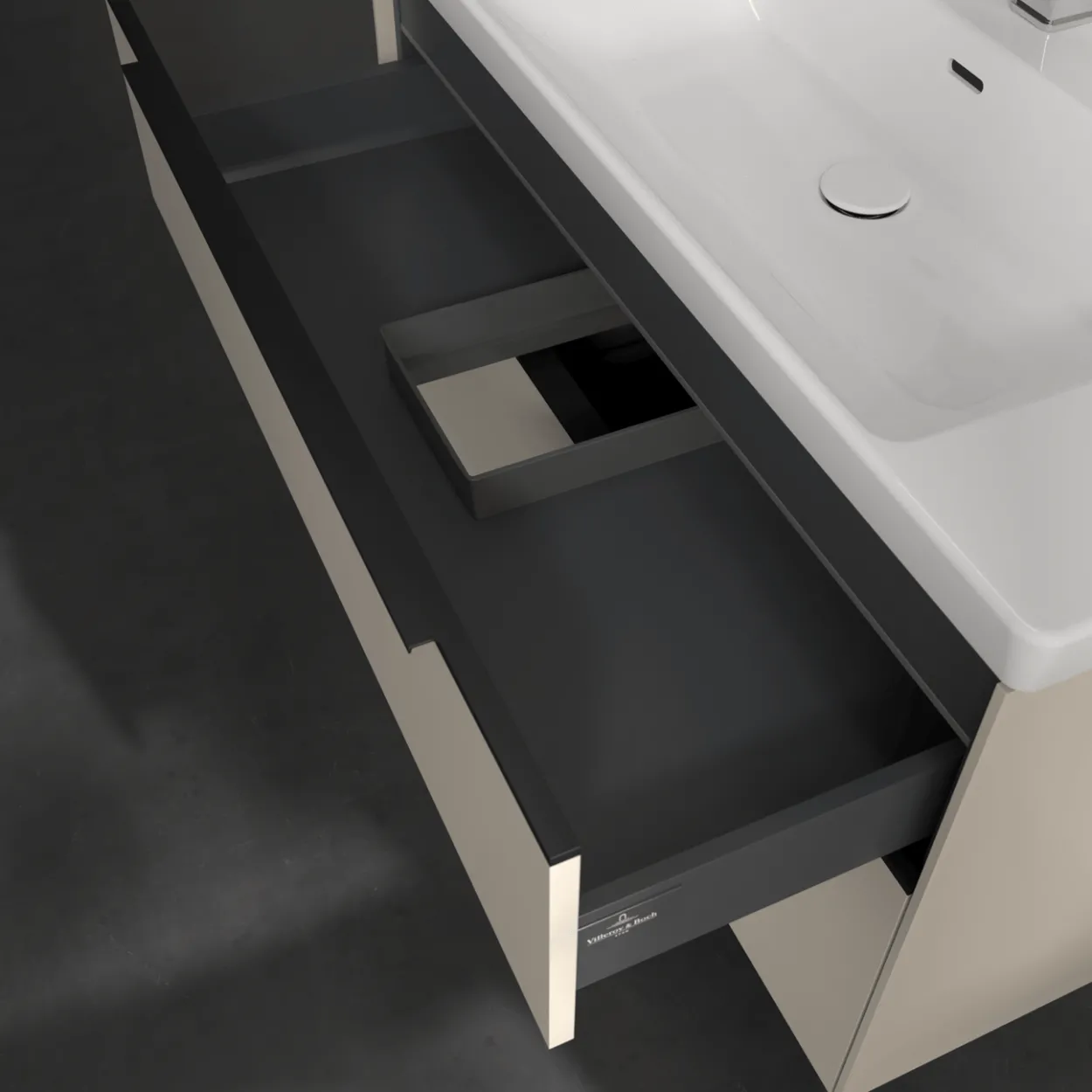 V&b subway 3.0 servantskap 97x57 cashmere grey m/lys håndtak i volcano black
