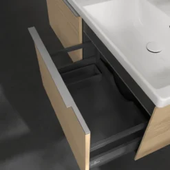 V&b subway 3.0 servantskap 127x42 f/dobbel servant nordic oak m/lys håndtak i krom