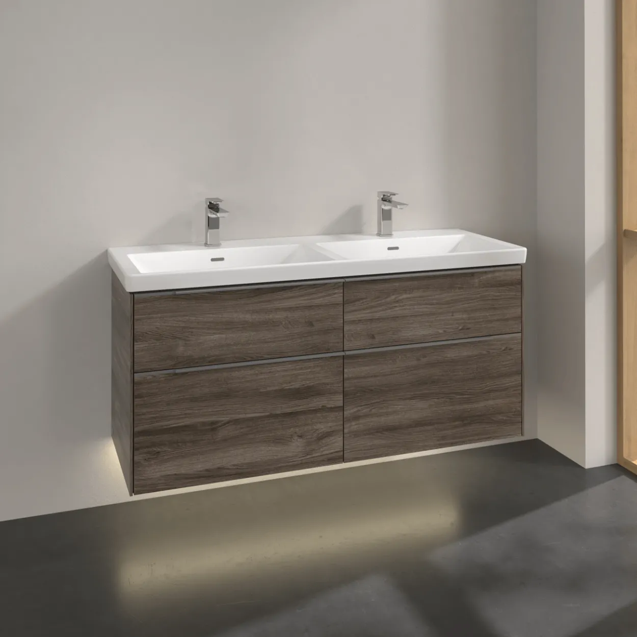 V&b subway 3.0 servantskap 127x57 f/dobbel servant stone oak m/lys håndtak i krom