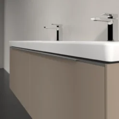 V&b subway 3.0 servantskap 127x42 f/dobbel servant taupe håndtak i krom