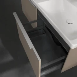 V&b subway 3.0 servantskap 127x42 f/dobbel servant taupe m/lys håndtak i krom