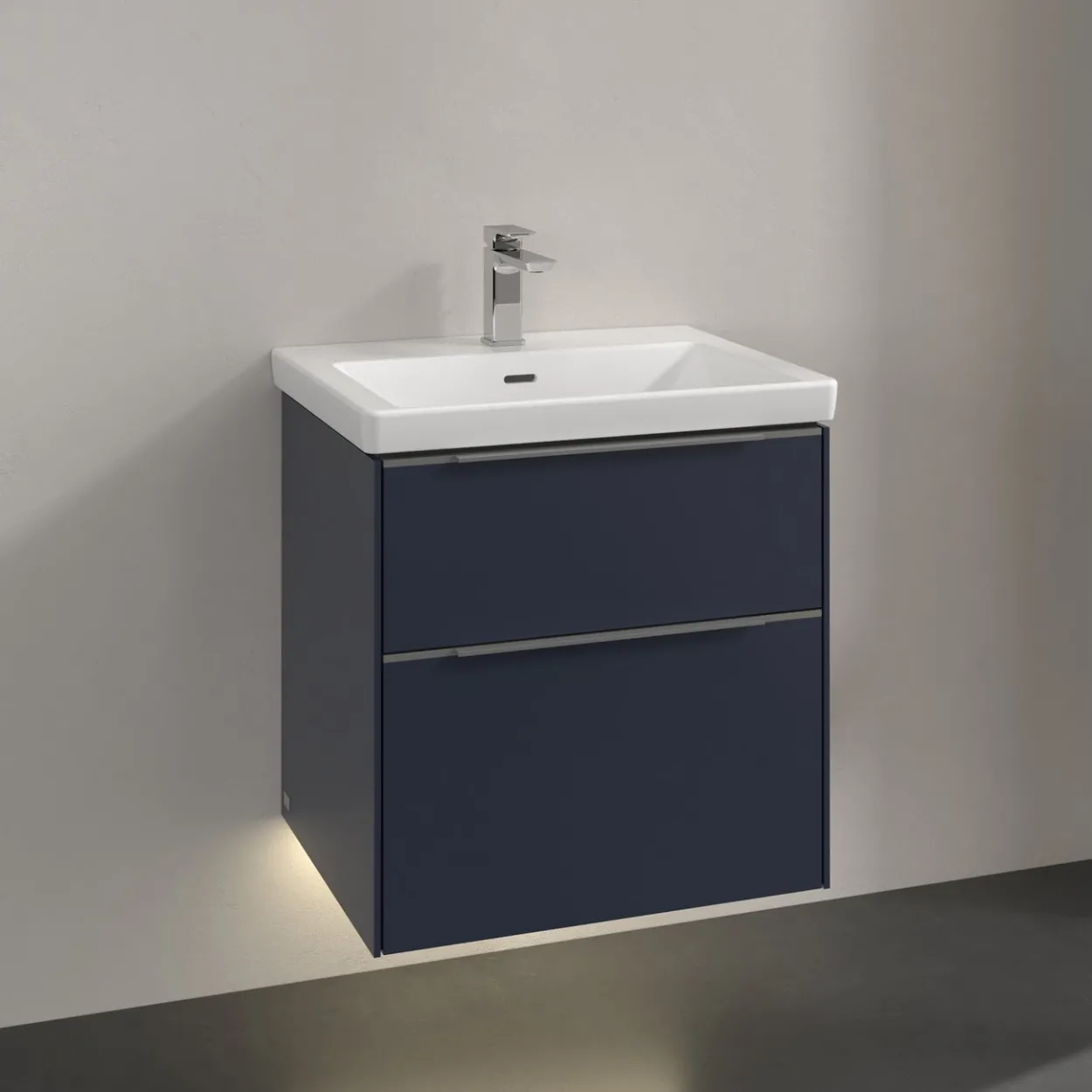 V&b subway 3.0 servantskap 57x47 marine blue m/lys håndtak i krom