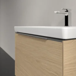 V&b subway 3.0 servantskap 66x42 nordic oak håndtak i krom