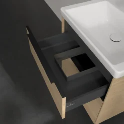V&b subway 3.0 servantskap 57x47 nordic oak håndtak i volcano black