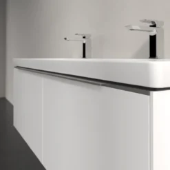 V&b subway 3.0 servantskap 127x42 pure white m/lys håndtak i krom