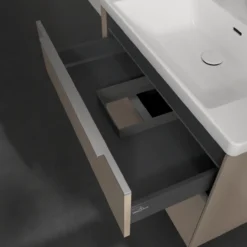 V&b subway 3.0 servantskap 77x57 taupe m/lys håndtak i krom