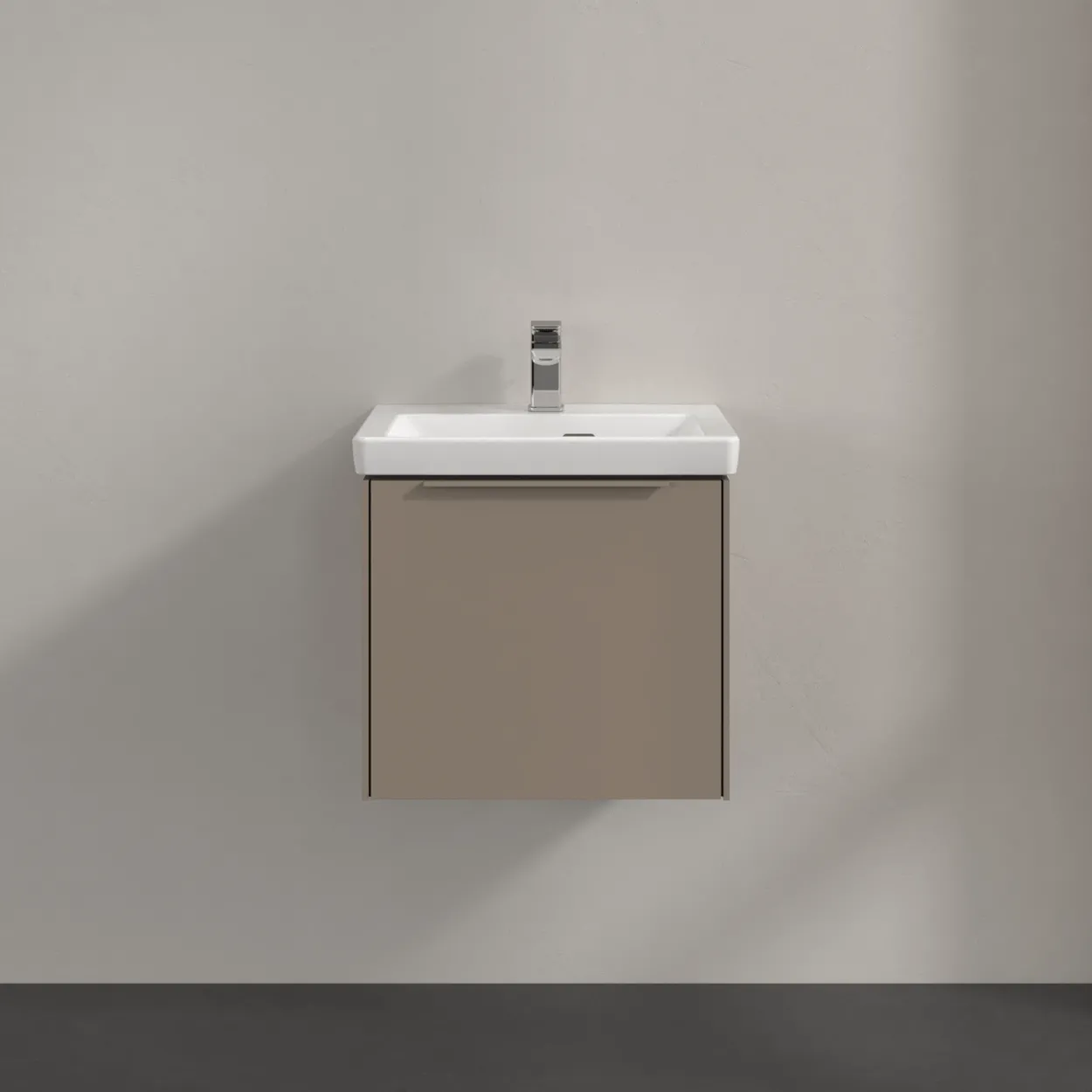 V&b subway 3.0 servantskap 47x42 taupe m/lys håndtak i møbelets farge