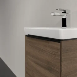 V&b subway 3.0 servantskap 35x42 venstre arizona oak håndtak i volcano black