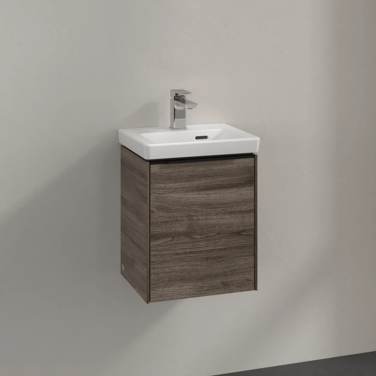 V&b subway 3.0 servantskap 35x42 venstre stone oak håndtak i volcano black