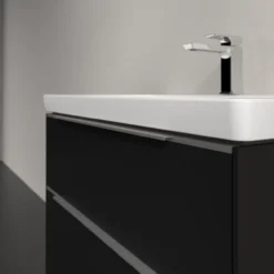 V&b subway 3.0 servantskap 77x57 volcano black håndtak i krom