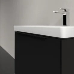 V&b subway 3.0 servantskap 66x42 volcano black håndtak i møbelets farge