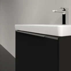 V&b subway 3.0 servantskap 57x42 volcano black m/lys håndtak i krom