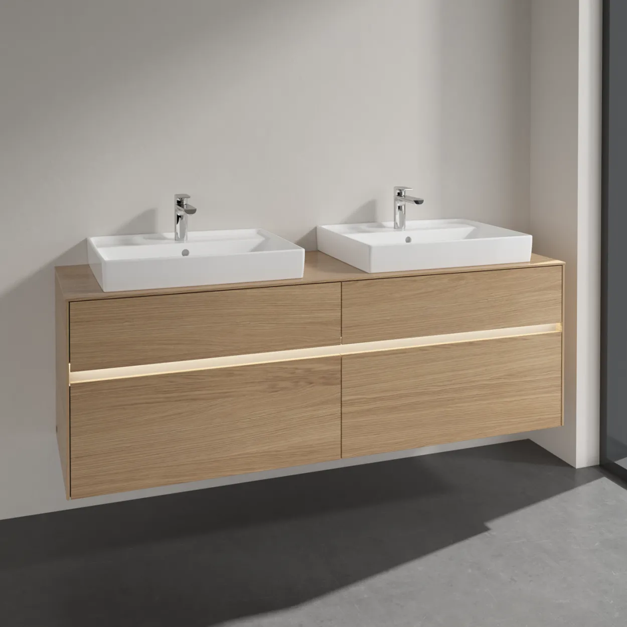 Villeroy & boch collaro servantskap 160 m/lys for 2stk servant 60 cm m/4 skuffer nordisk eik