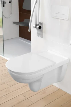 Villeroy & boch vicare veggskål 700x360mm m/åpen spylekant hvit alpin